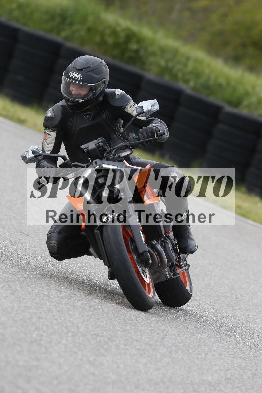 Archiv-2025/09 22.04.2025 Cornu Master School ADR/rot-rouge/2